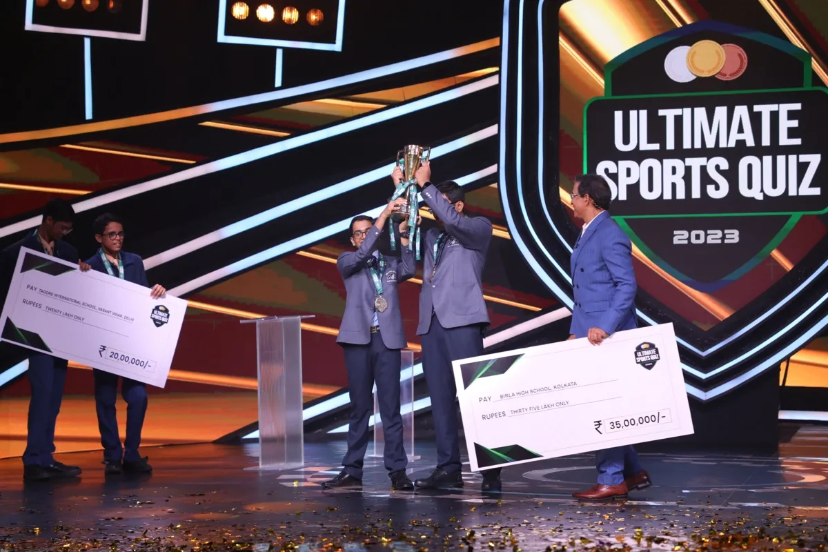 Trophy lift celebration